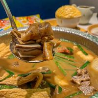 到新兴饭店整煲羊肉火锅