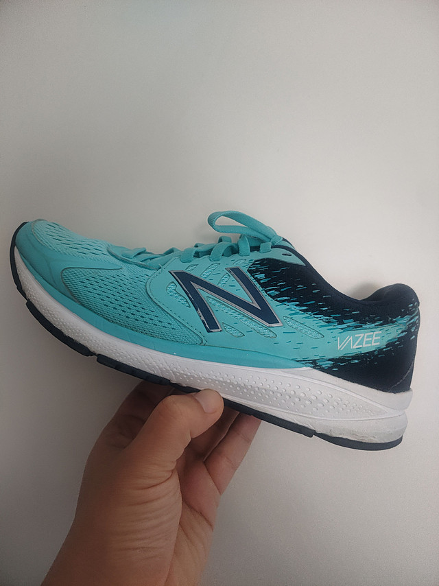 New Balance舒适缓震轻爽跑步鞋