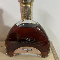 小酒哥的瓶马爹利XO是不是有点少酒了？