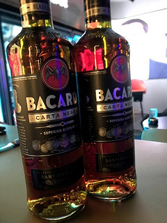 百加得黑朗姆酒Bacardi