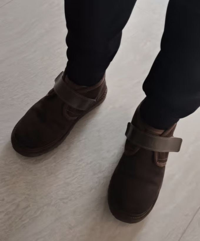 百丽男靴