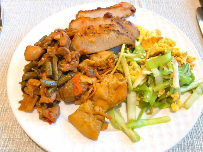 聚会餐饮