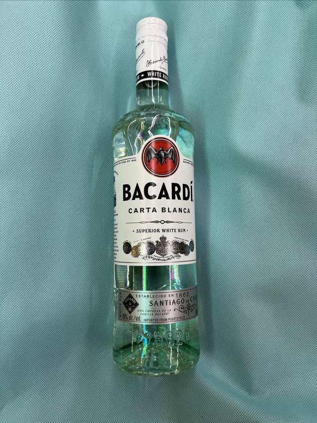 百加得白朗姆酒，应该有很多人不认识的