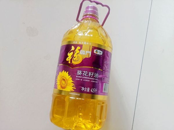 这款福临门的葵花籽油炒菜好吃香浓