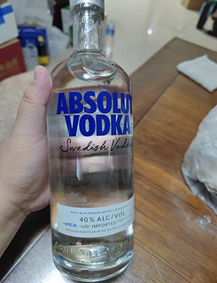 绝对（Absolut） 伏特加 洋酒 40度 原味 1L 年货畅饮