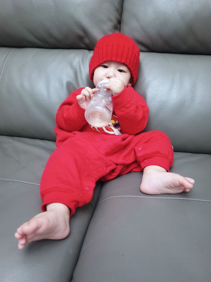 彩婴房婴儿服
