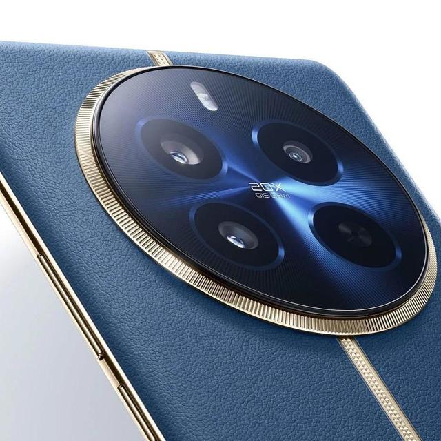 潜望镜下放到千元手机！真我12 Pro＋海外发布，国内或不足两千？