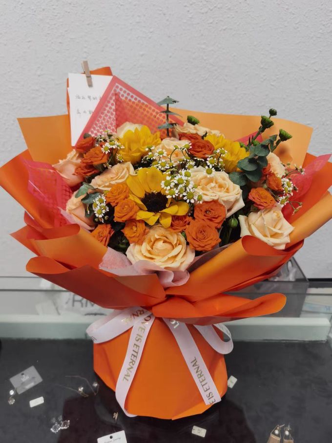 鲜花绿植
