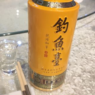钓鱼台贵宾酒酱香型白酒53度500mL 盒装【报价价格评测怎么样】-什么值得买