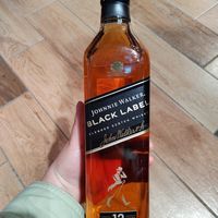 尊尼黑牌 12 年苏格兰调配型威士忌：威士忌中的经典之作