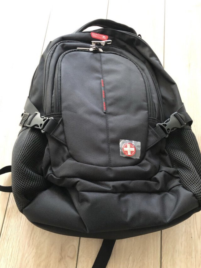 春节出行背上双肩包就可以走了