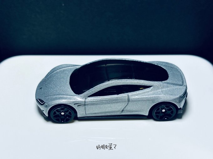 风火轮新能源车