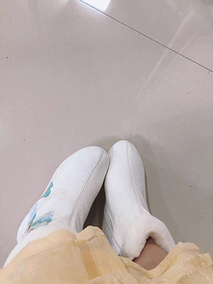 漂亮又时尚的中国风雪地靴