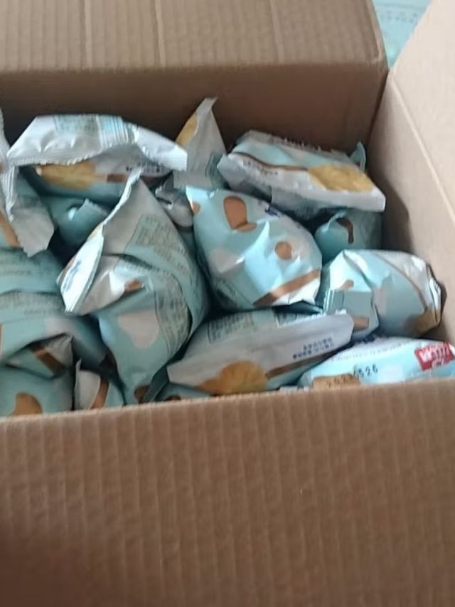 欧鲜生 奶香曲奇饼干1000g酥性饼干整箱小包装年货送礼网红休闲零食品