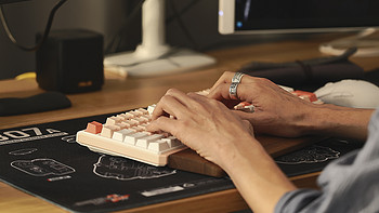 攒机升级新配置 篇九：杜伽K615W三模机械键盘，不同场景的理想之选