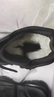 非常舒适又防滑的马丁靴
