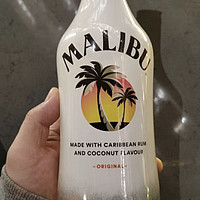 马利宝（Malibu） 朗姆配制酒 加勒比椰子味 洋酒 700ml 年货畅饮