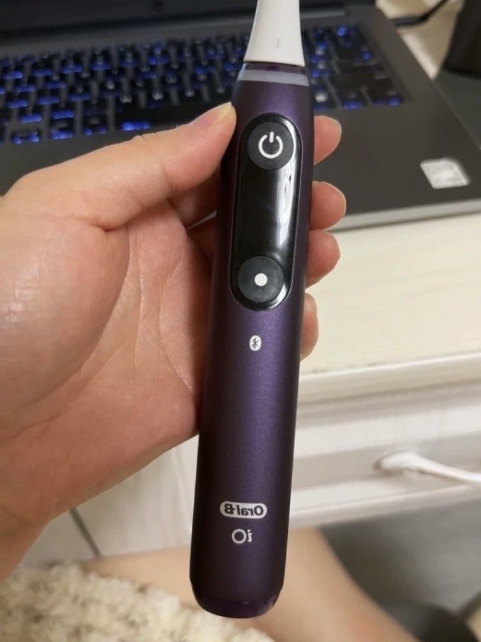 欧乐B电动牙刷