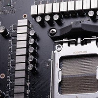 网传丨AMD 正在准备 X870E、X870 等新平台，标配 USB4，新 Ryzen 9000 又近一步