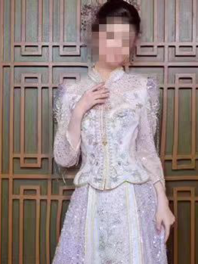 扬觅礼服