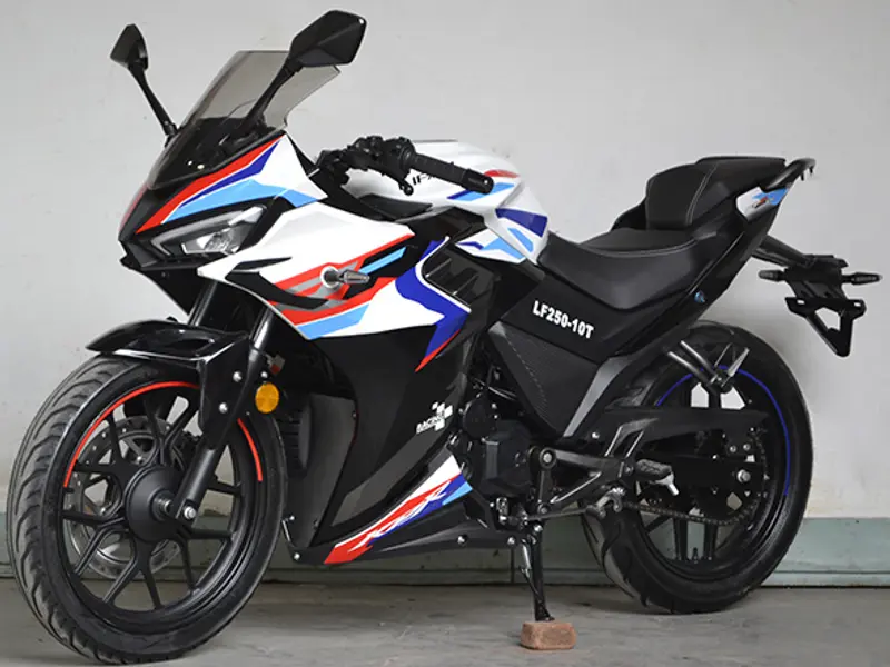 春风首款踏板曝光!第380期工信部申报图发布_摩托车整车_什么值得买