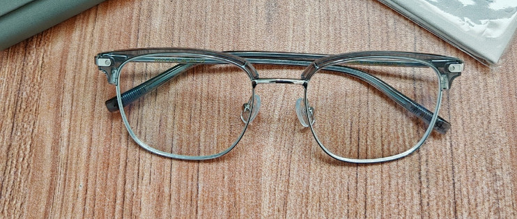 在天津配眼镜，选哪个品牌的镜片好？眼镜店哪个性价比更高呢？