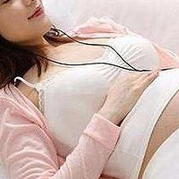 在孕晚期，胎儿有哪些胎动要注意的？出现这3种现象，孕妈别大意