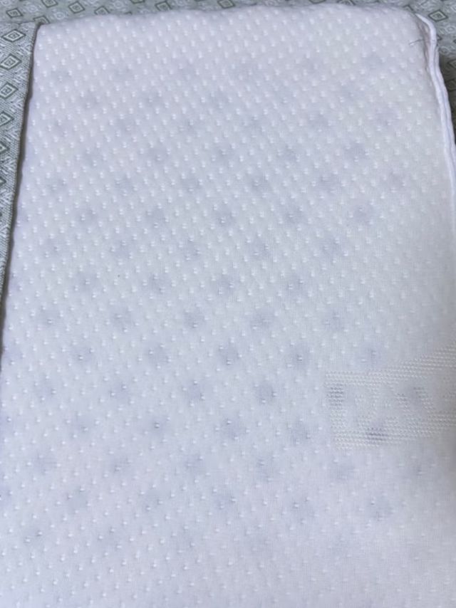 TAIPATEX泰国原装进口93%天然乳胶枕头264颗按摩款单只礼盒装60x37cm