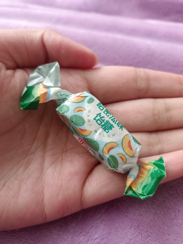 哈密瓜味儿饴糖，软糯不齁甜，从小就爱吃