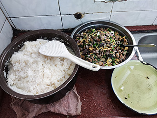 每年必做的过年食品--炸糯米鸡