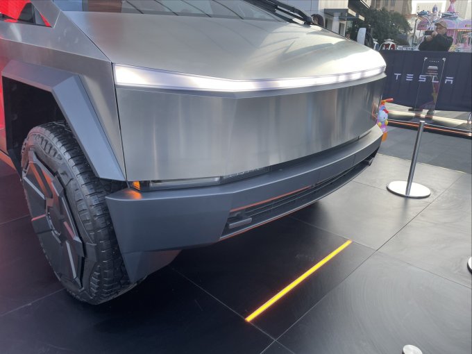 特斯拉新能源车