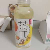 好喜欢喝茶pai，农夫山泉蜜桃乌龙茶🍑