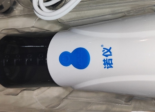 给鼻炎的孩子买了个电动洗鼻器