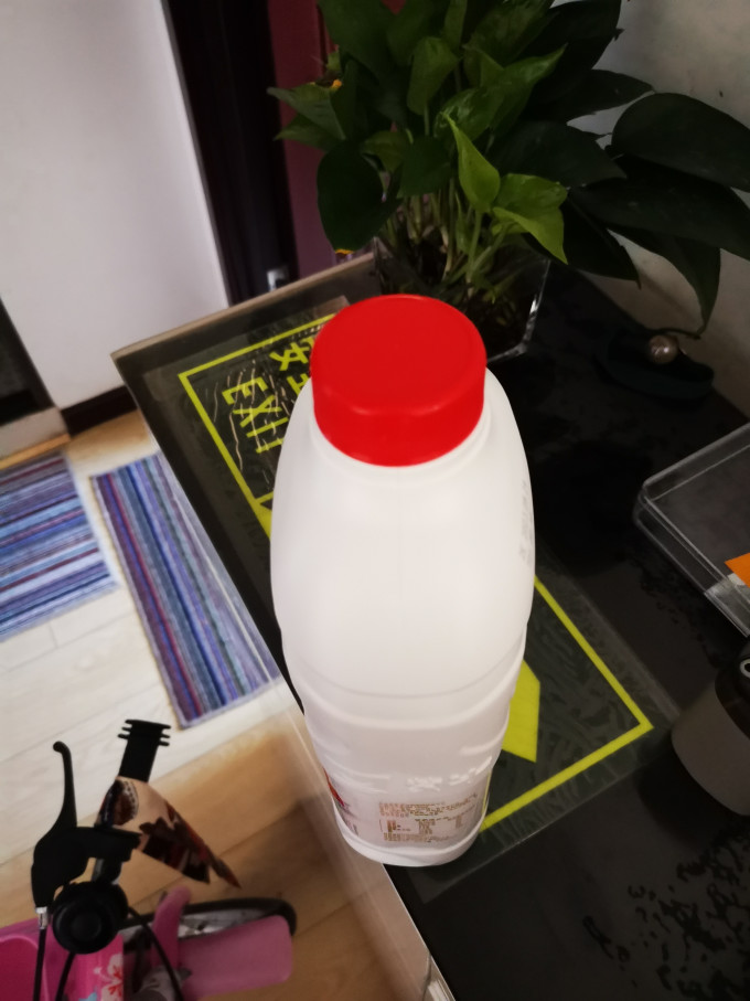 蒙牛低温酸奶