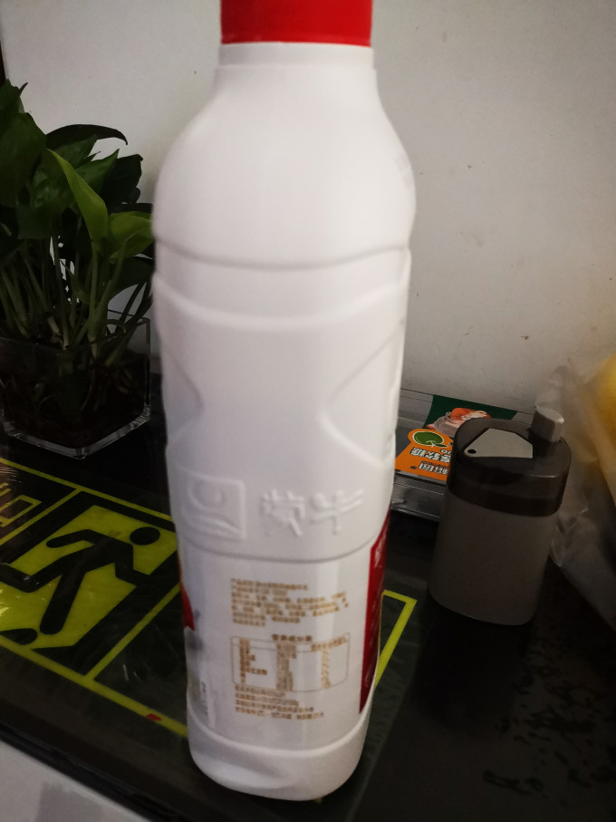 蒙牛低温酸奶