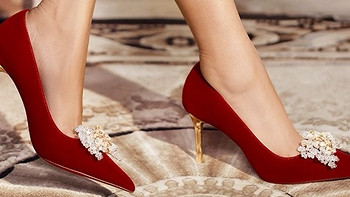 红红火火的备婚好物：爱丽拉红色订婚鞋女2023新款秋冬季秀禾服新娘高跟鞋不累脚高级感！