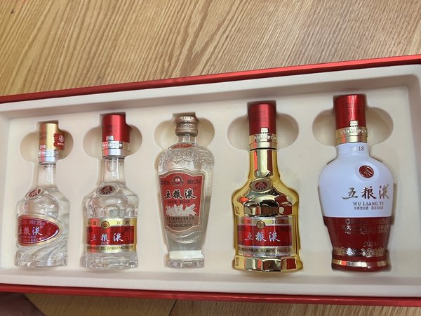 WULIANGYE 52% 500ml 2024年製　五粮液 2024年製 五粮液 WULIANGYE 500ml 52% 白酒
