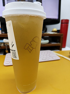 年后第一杯喜茶，绿茶去油又解腻。