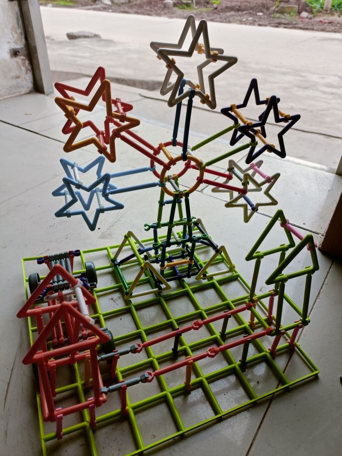 请注意甄别 淘宝精选 儿童聪明棒几何塑料积木益智玩具拼插拼装中小班