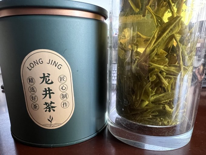 挺不错的试喝装龙井茶