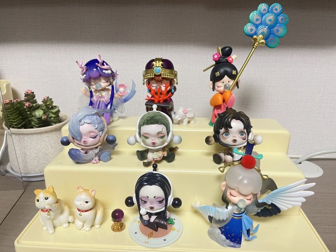 泡泡玛特潮流玩具