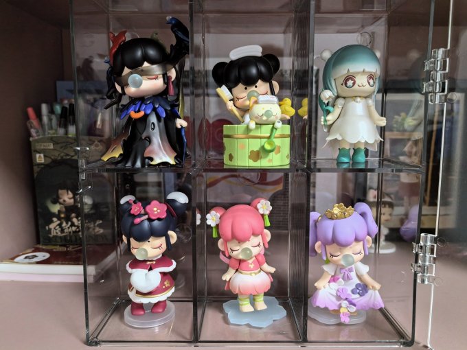 泡泡玛特潮流玩具