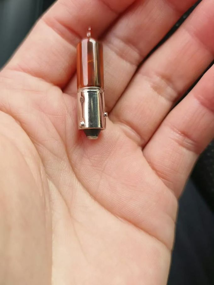 标致车灯
