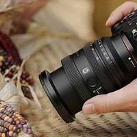 索尼发布 FE 24-50mm F2.8 G 变焦镜头：小巧便携兼顾优异成像