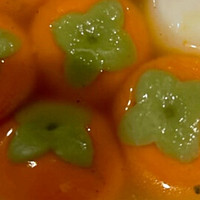 柿子外形的汤圆你吃过吗？其实它和柿子没啥关系，也就是长得像柿子。