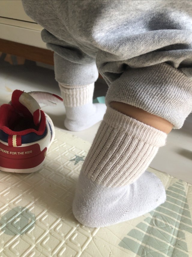二胎宝妈推荐的宝宝袜，穿了四个月了，一定要告诉你们