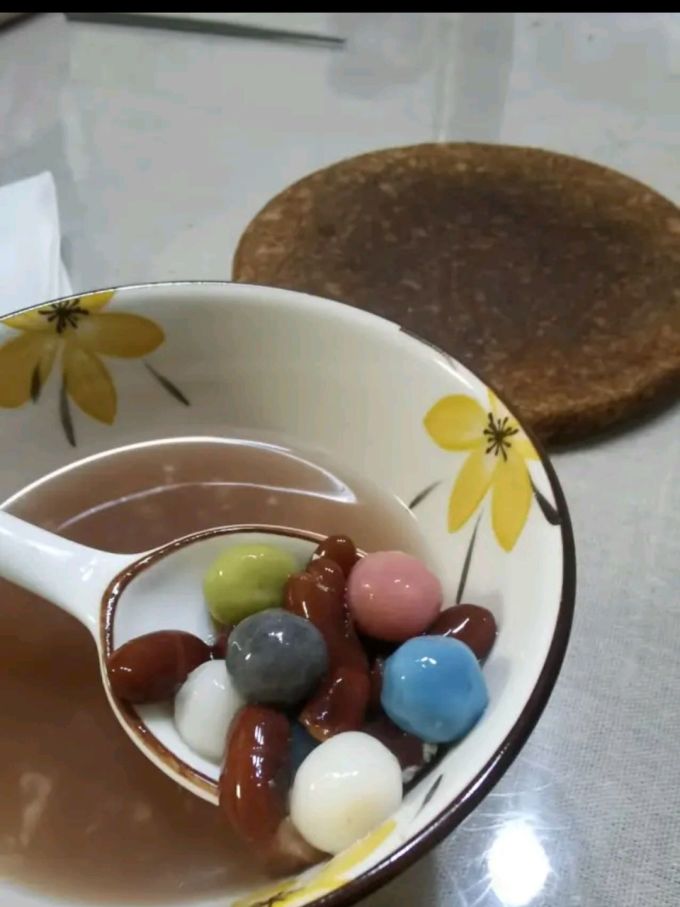 缸鸭狗元宵汤圆