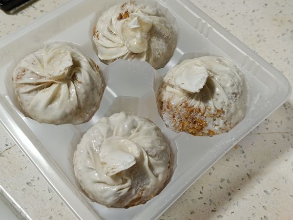 煮汤圆的时候顺便蒸个烧麦也是不错的