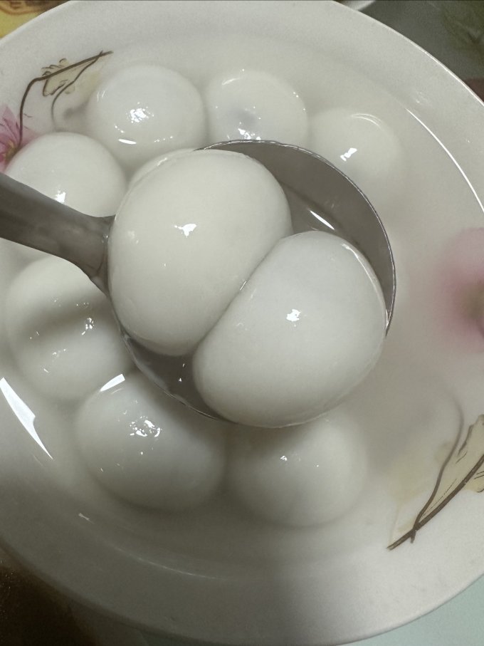 缸鸭狗元宵汤圆