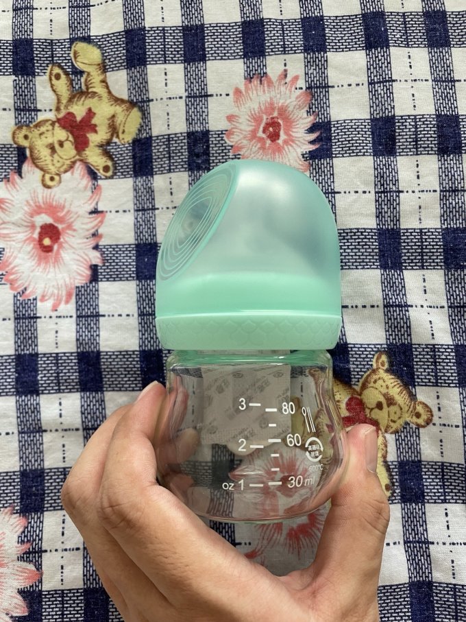 宏信奶瓶